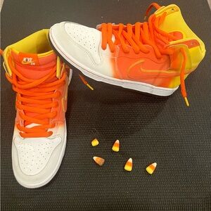 Men’s Nike SB high tops sz 10